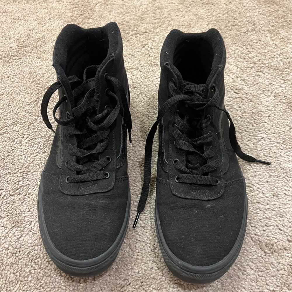 Boys Black shoes